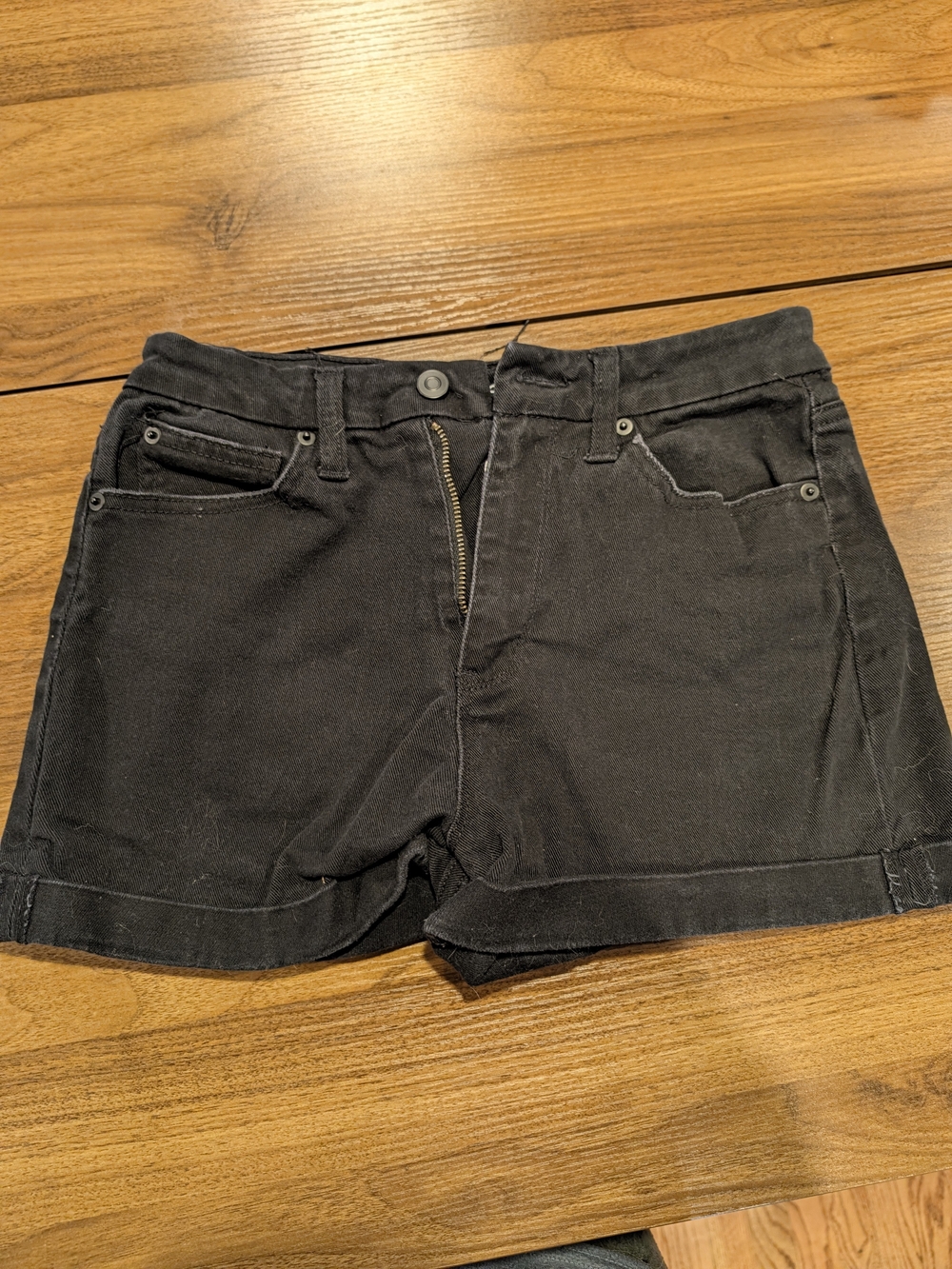 Black Women's Denim Shorts - Classic High-Rise Style